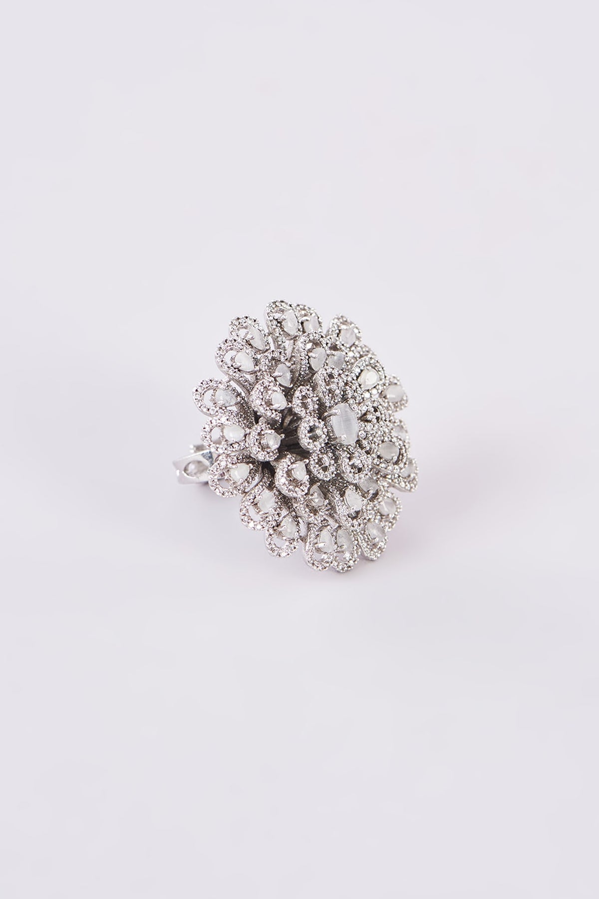 White Finish Zircon Ring