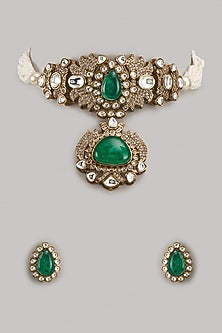 Gold Finish Kundan Polki & Green Stone Choker Necklace Set