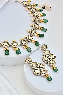 White Finish Kundan Polki Necklace Set