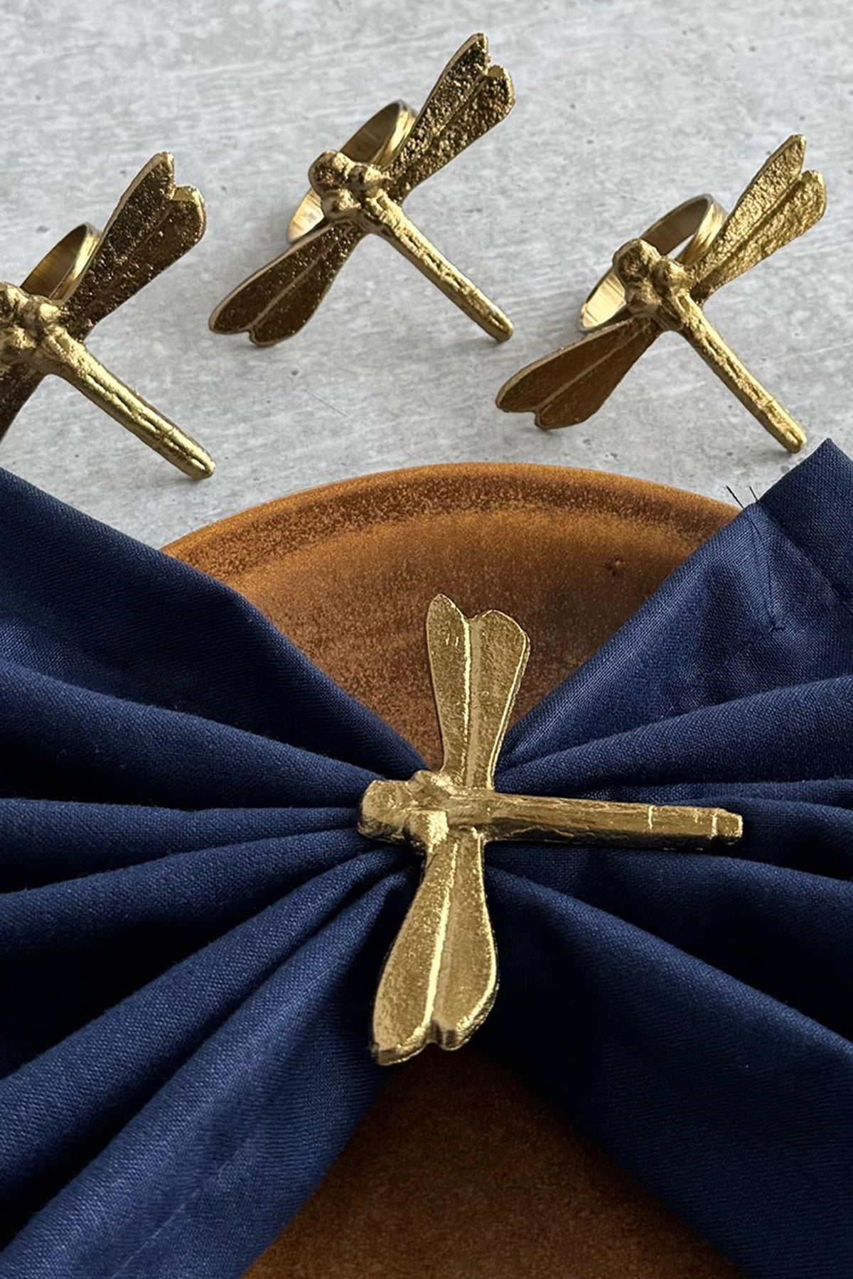 Golden Metal Cylinder Napkin Ring (Set of 4)