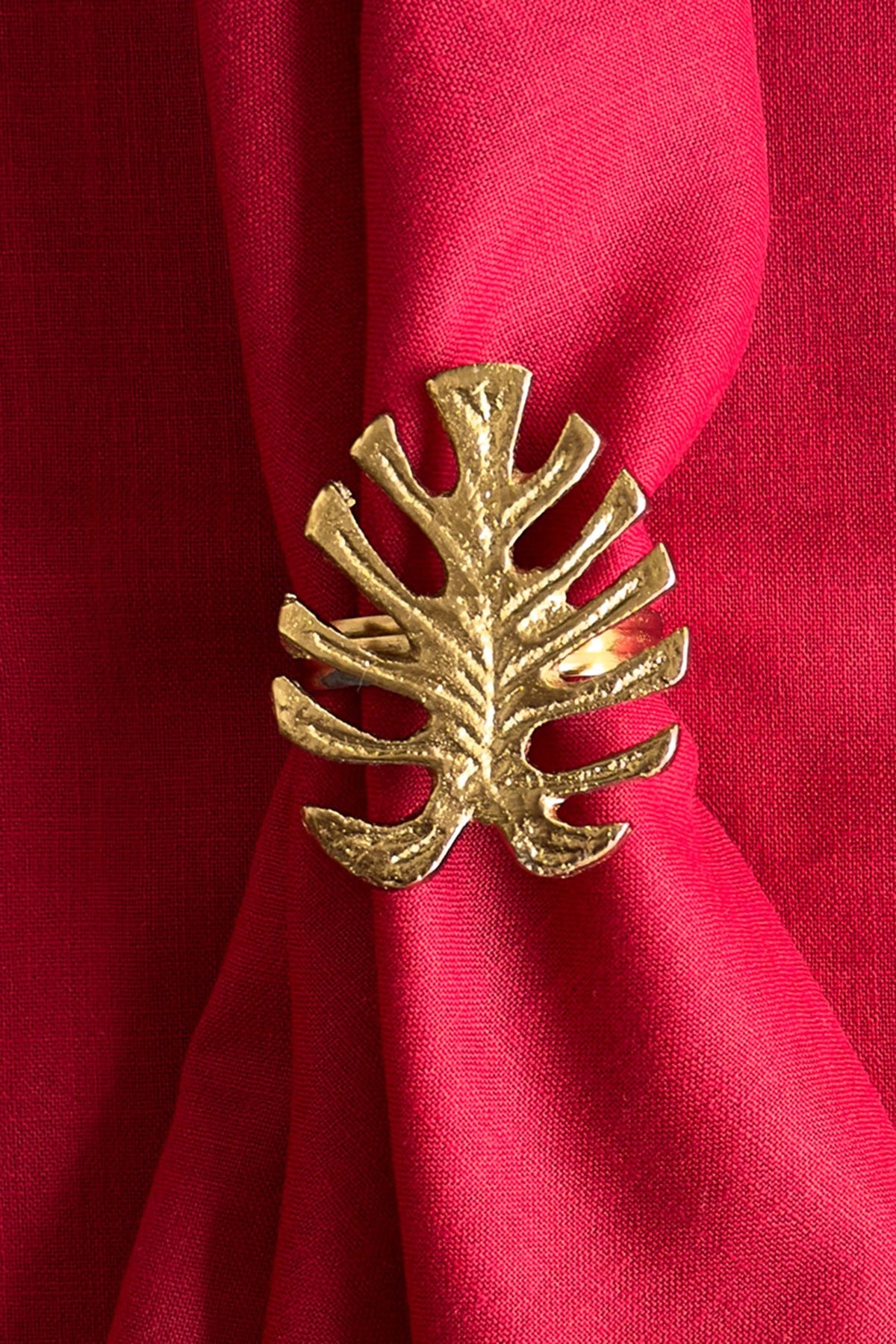 Golden Metal Cylinder Napkin Ring (Set of 4)