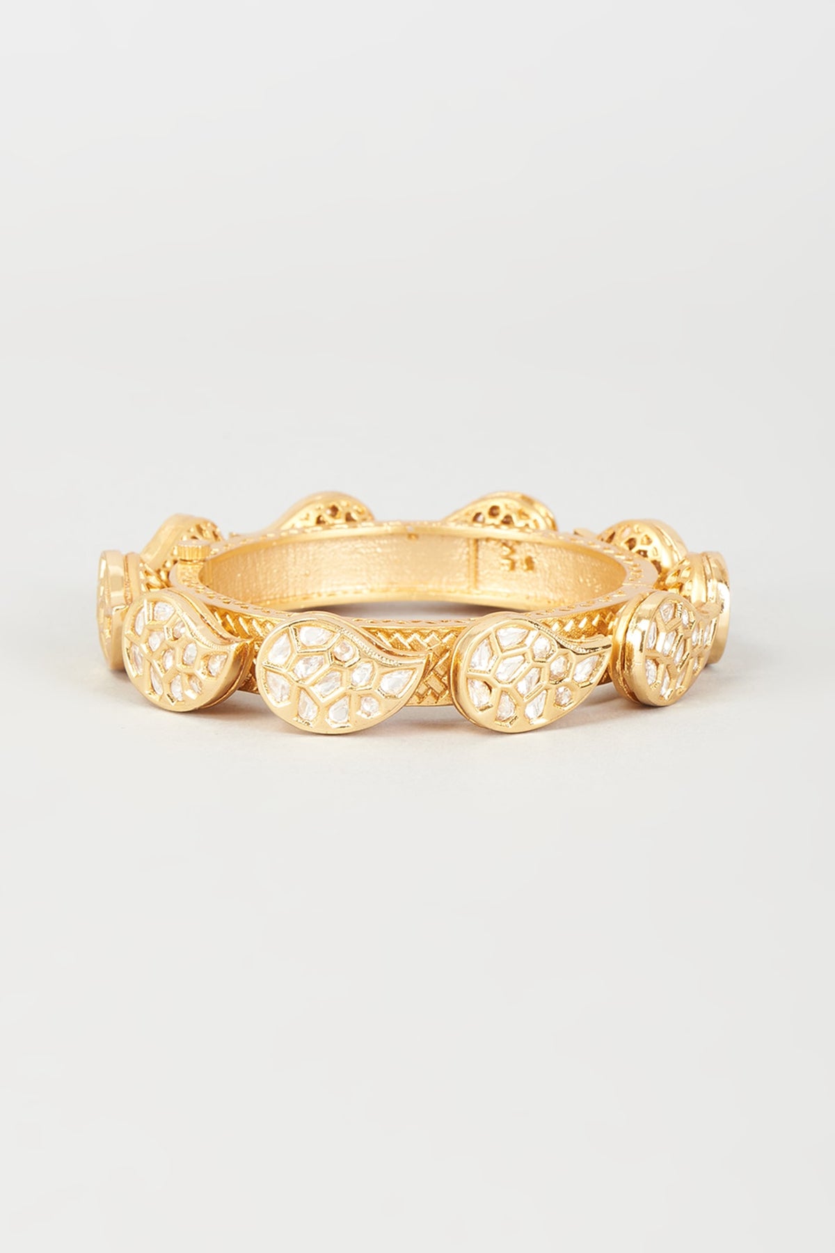 Gold Finish Imitation Polki Bangle