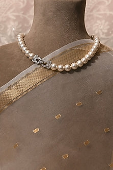 White Pearl Necklace