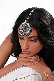 Two Tone Finish Embellished Maang Tikka