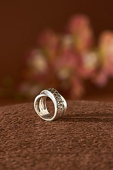 White Finish Peridot Ring In Sterling Silver