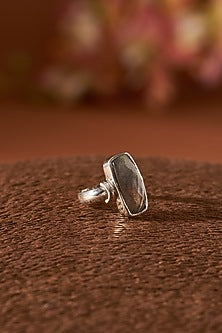 White Finish Labradorite Ring In Sterling Silver