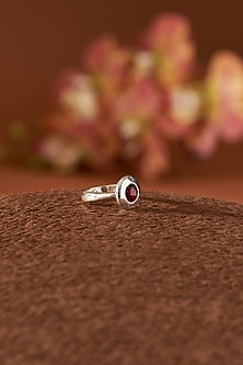 White Finish Garnet Gemstone Ring In Sterling Silver