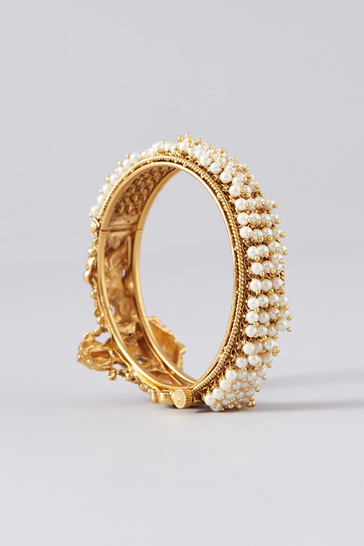 Gold Finish Kundan Polki Temple Bangles (Set of 2)