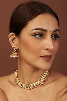 Gold Finish Synthetic Red Stone & Pearl Temple Choker Necklace Set