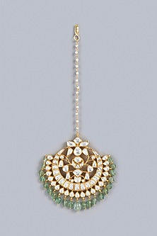 Gold Finish Green Onyx Beaded Maangtikka In Sterling Silver