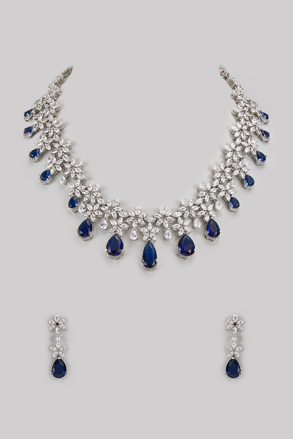 White Finish Diamond & Blue Stone Necklace Set