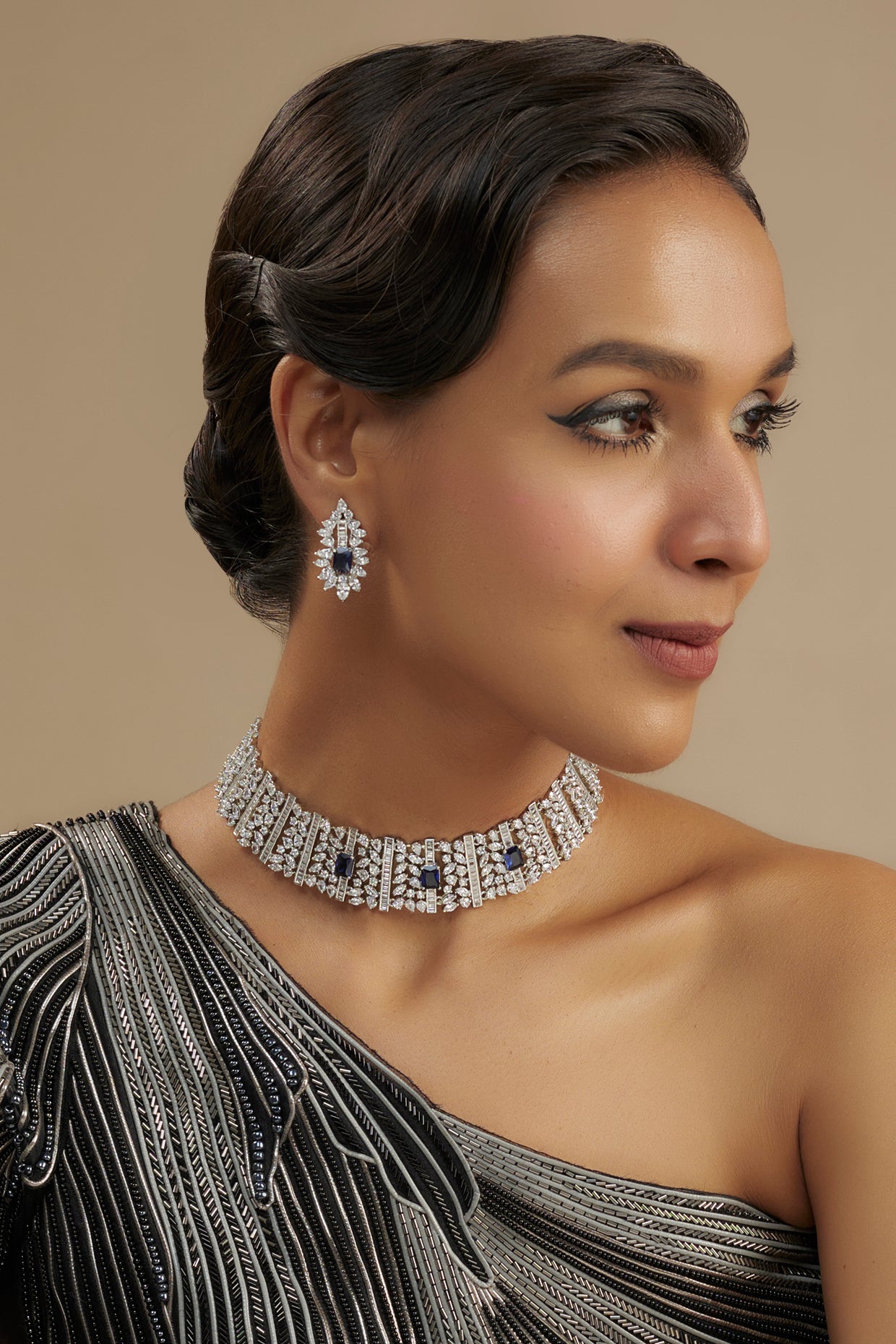 White Finish Diamond & Blue Stone Choker Necklace Set