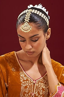 Gold Finish Kundan Polki Mathapatti