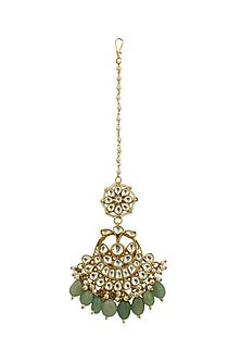 Gold Finish Maang Tikka With Jadtar Stones