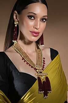Gold Finish Agate Beads & Shell Pearls Necklace Set