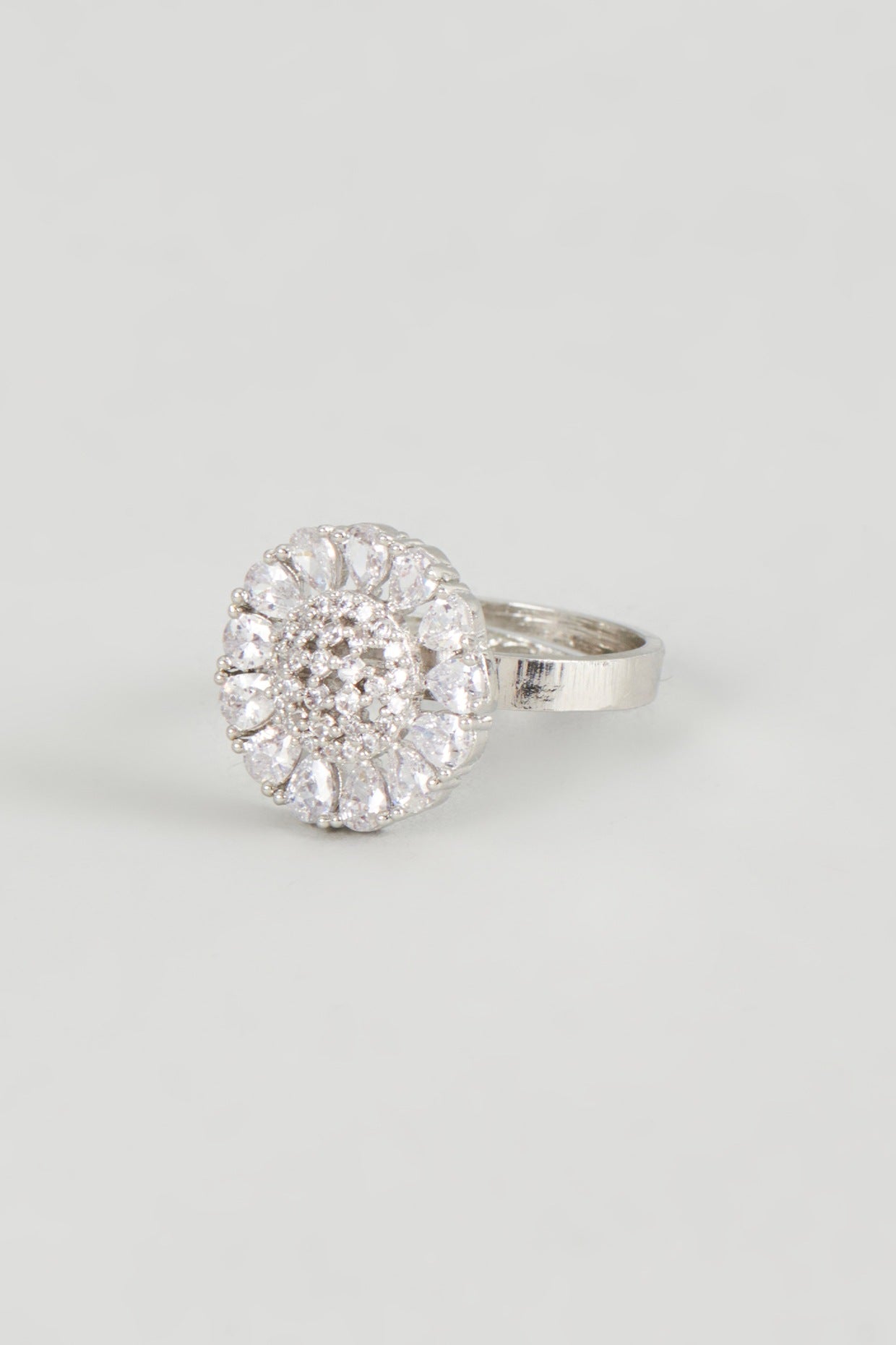 White Finish Zircon Ring