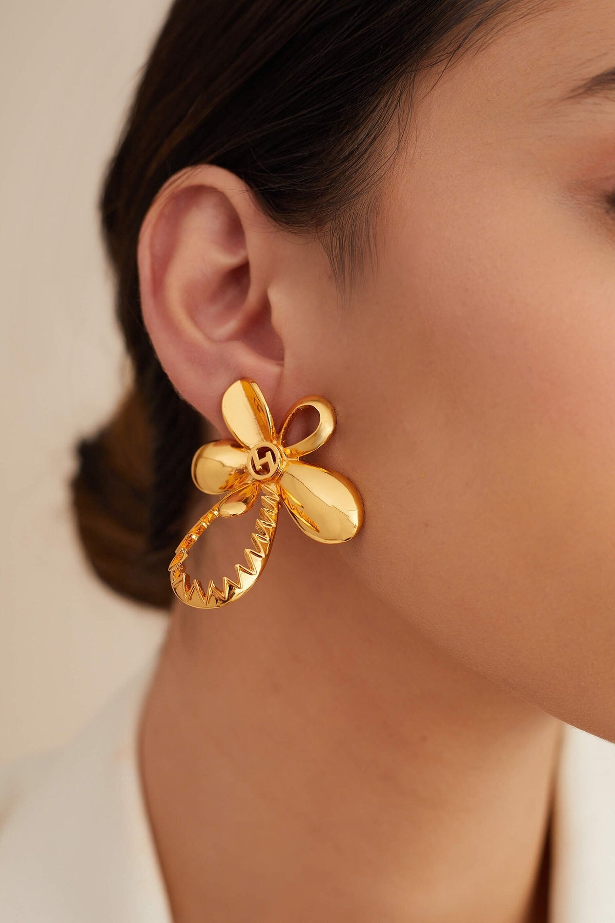 Poppi Tuberose Stud Earrings