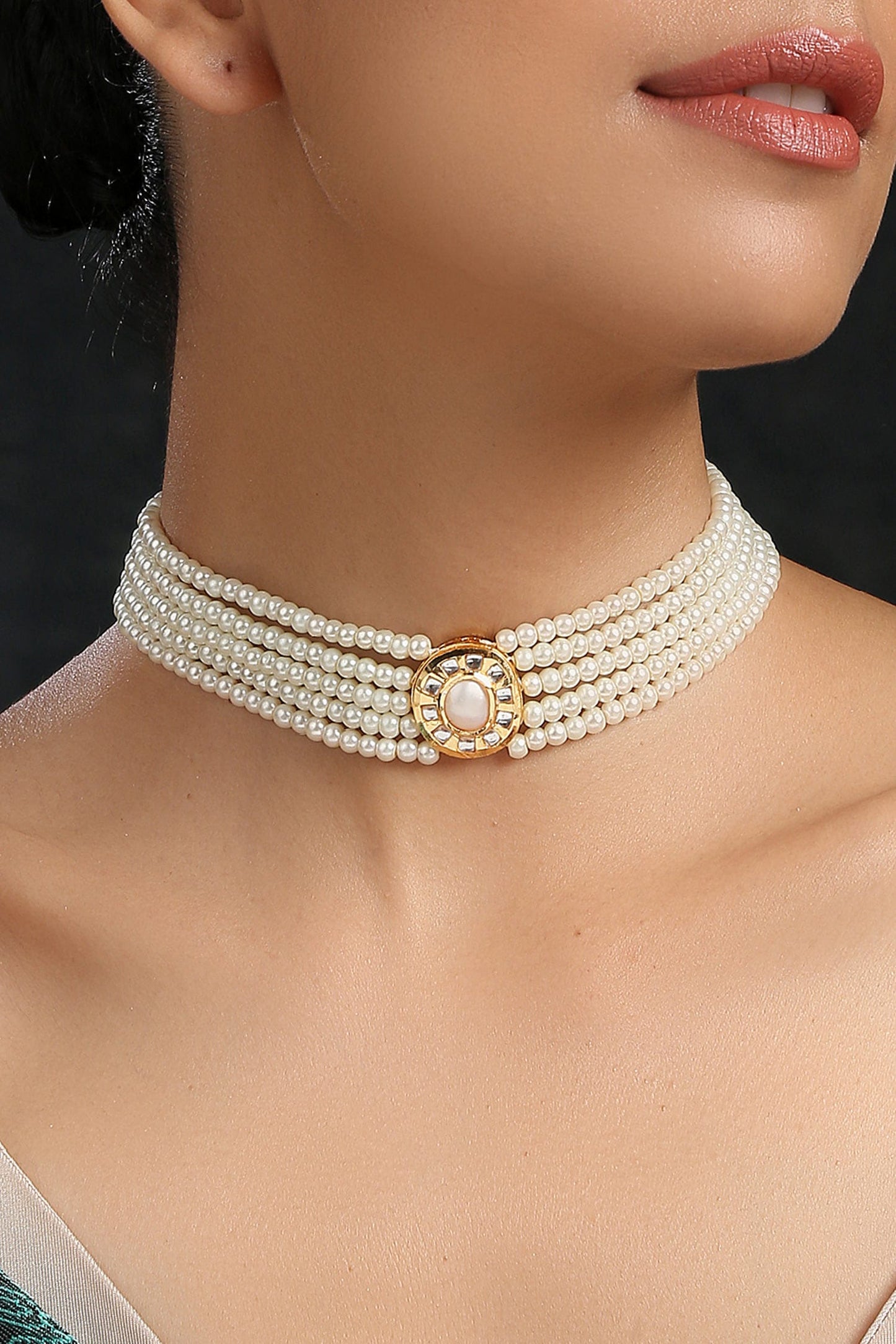 Kundan Choker