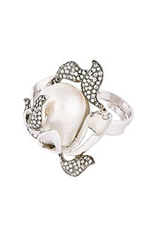 Silver plated pearl leaf ring