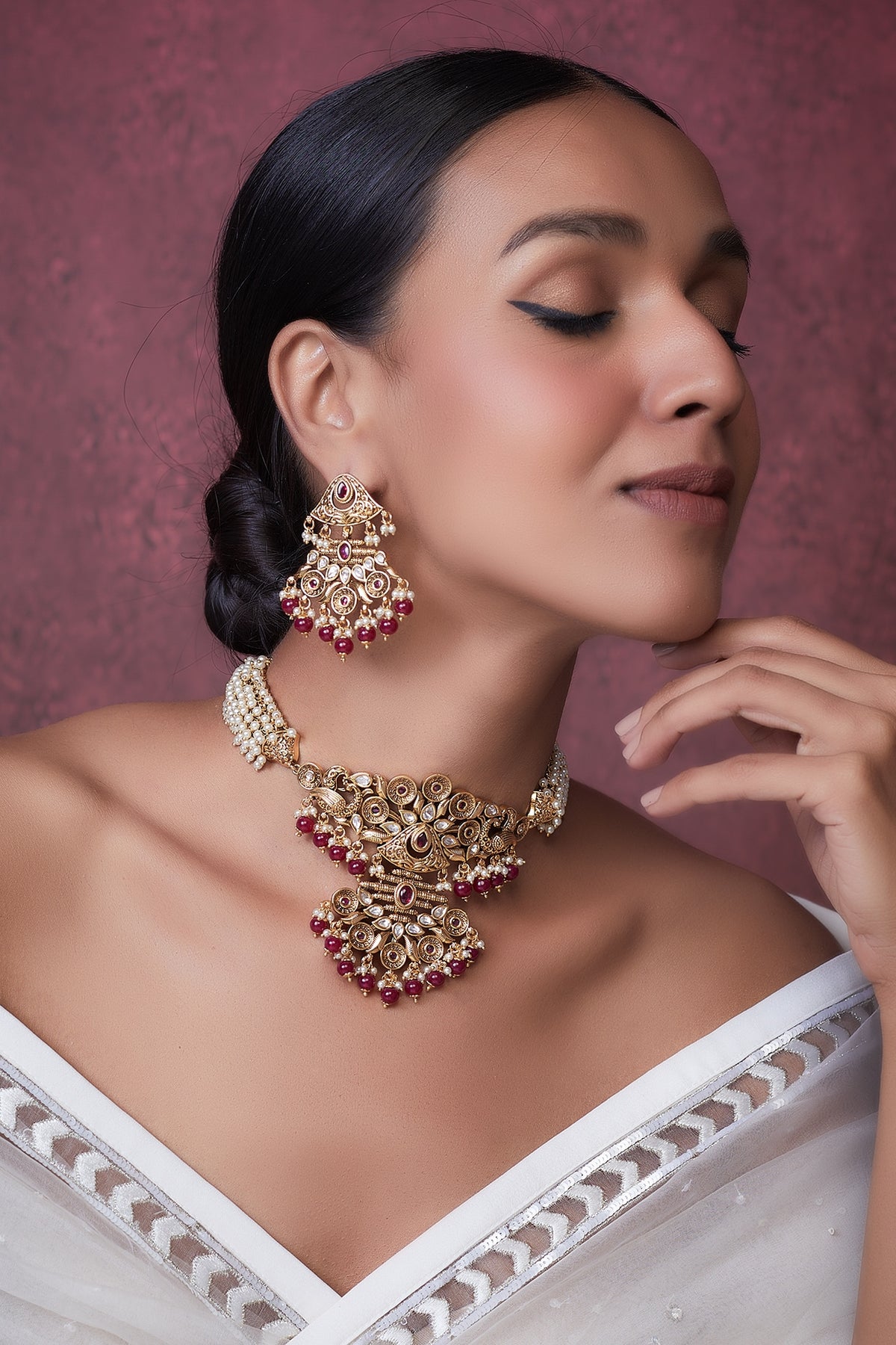 Gold Finish Kundan Polki Temple Choker Necklace Set