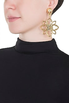 Gold plated skull floral earrings