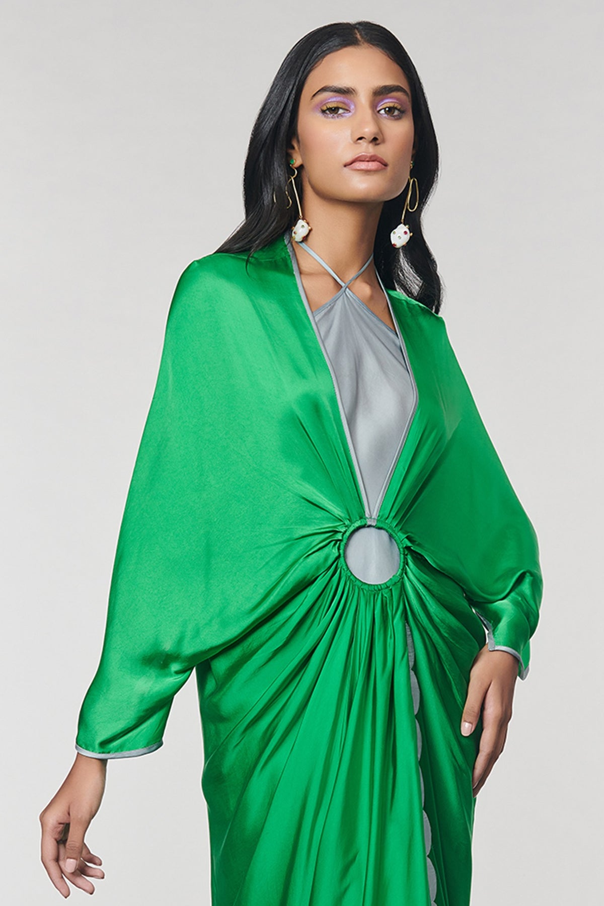Green Scalloped Detailed Ring Gown