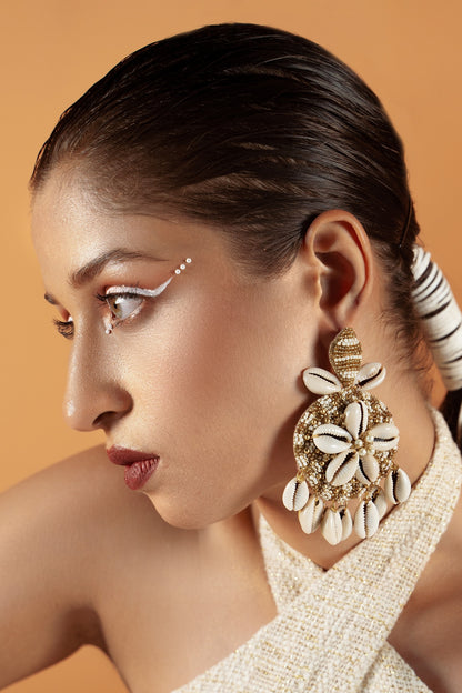 Shell Floral Embellished Earrings 