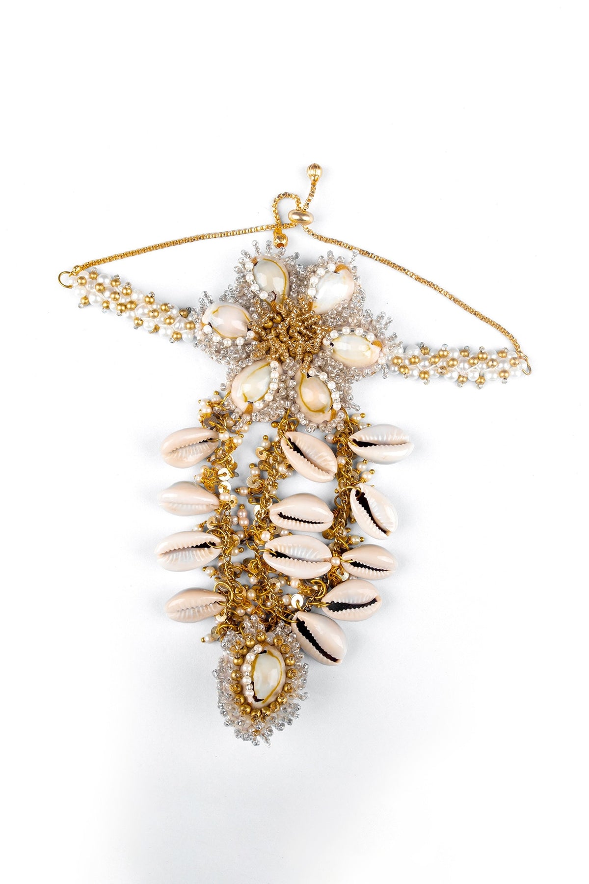 Pearl Embellished Haathphool 