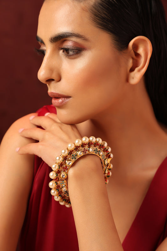 Pearl & Kundan Embellished Pacheli Kada 