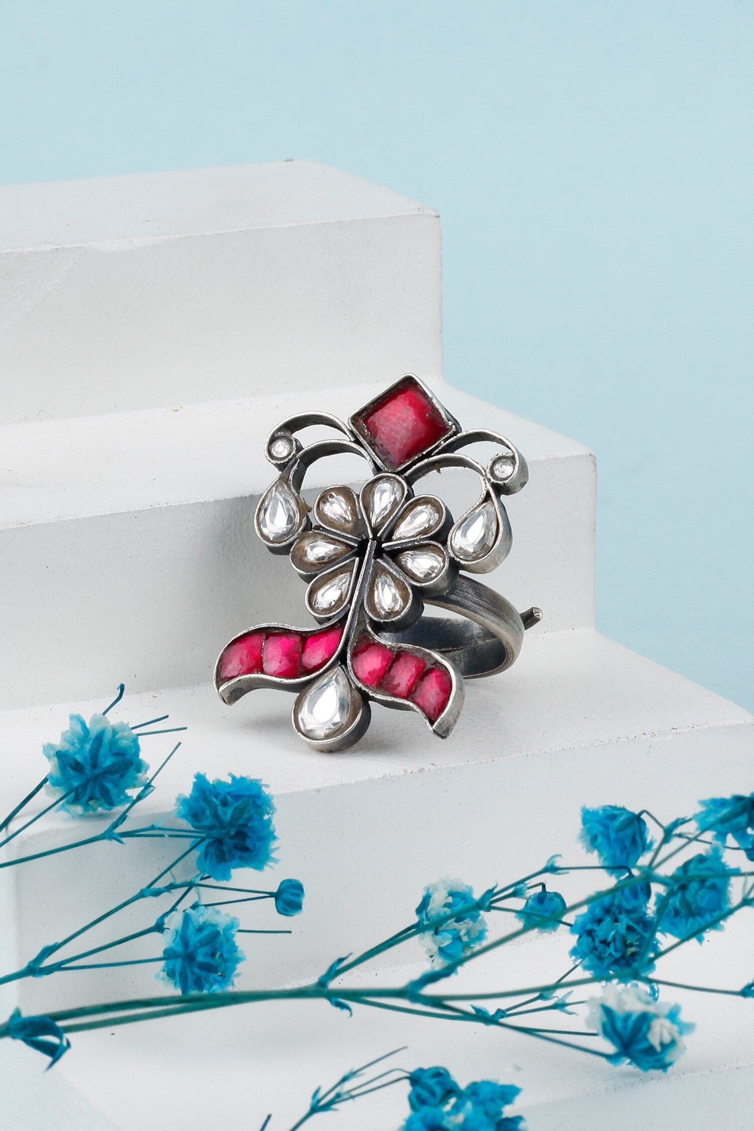Isabella Kundan Embellished Ring 