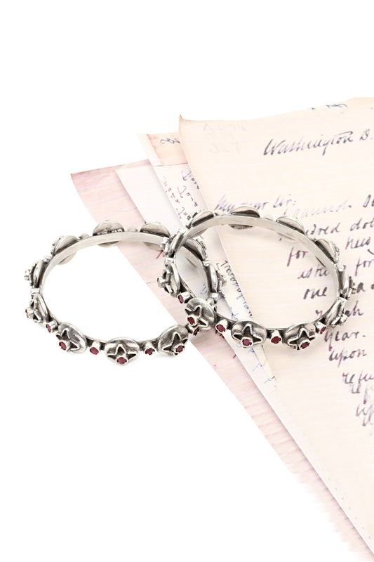 Saanvi Geometric Embellished Bracelet - Single Pc 