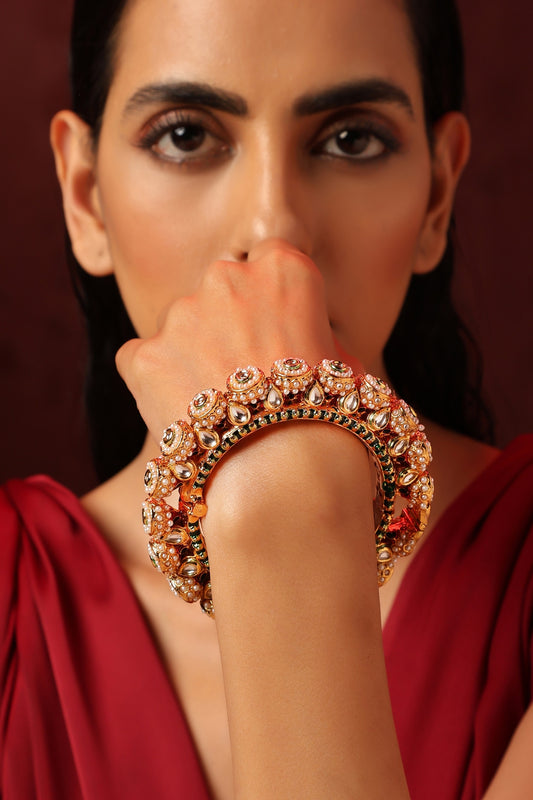 Kundan Embellished Pacheli Kada 
