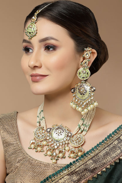 Kundan Embellished Maangtikka 