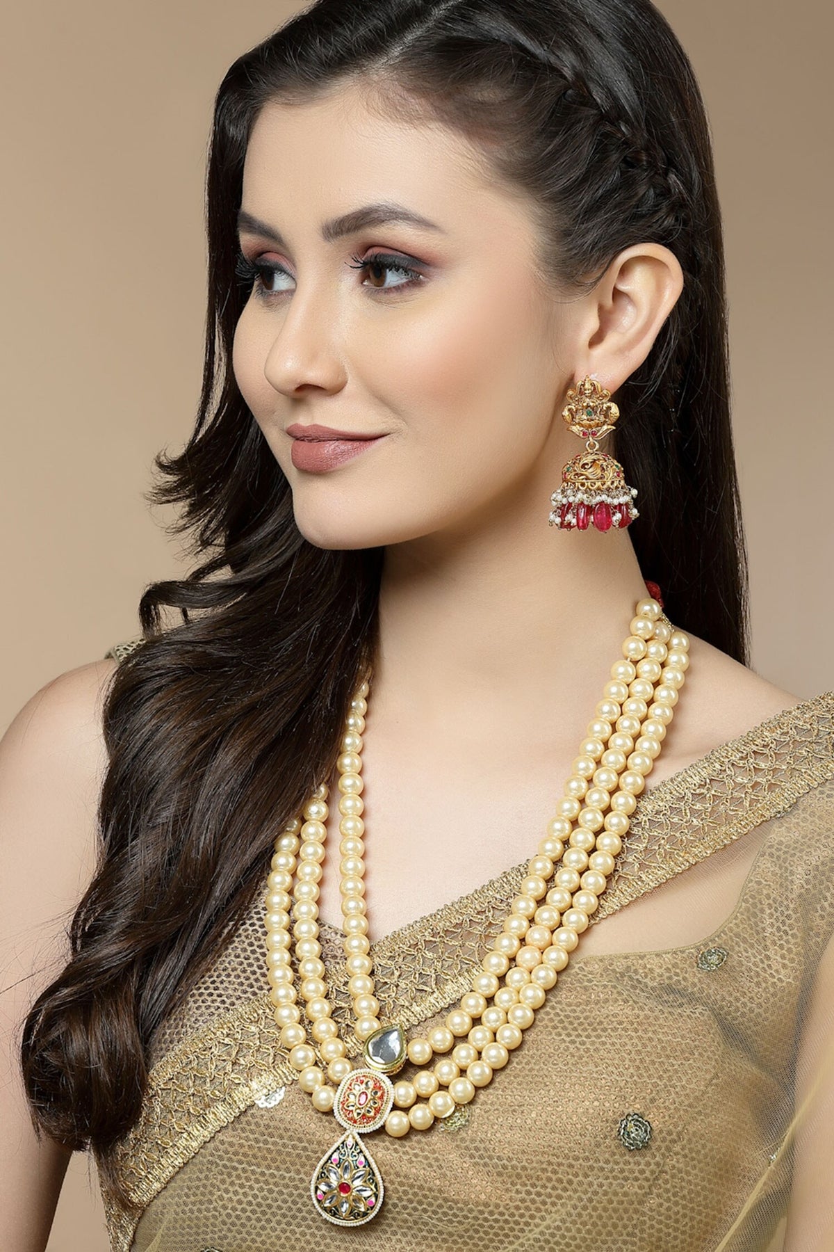 Multi Layered Pearl Necklace 