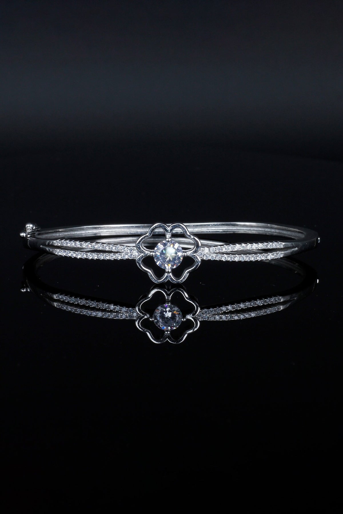 Saba Floral Charming Bracelet 