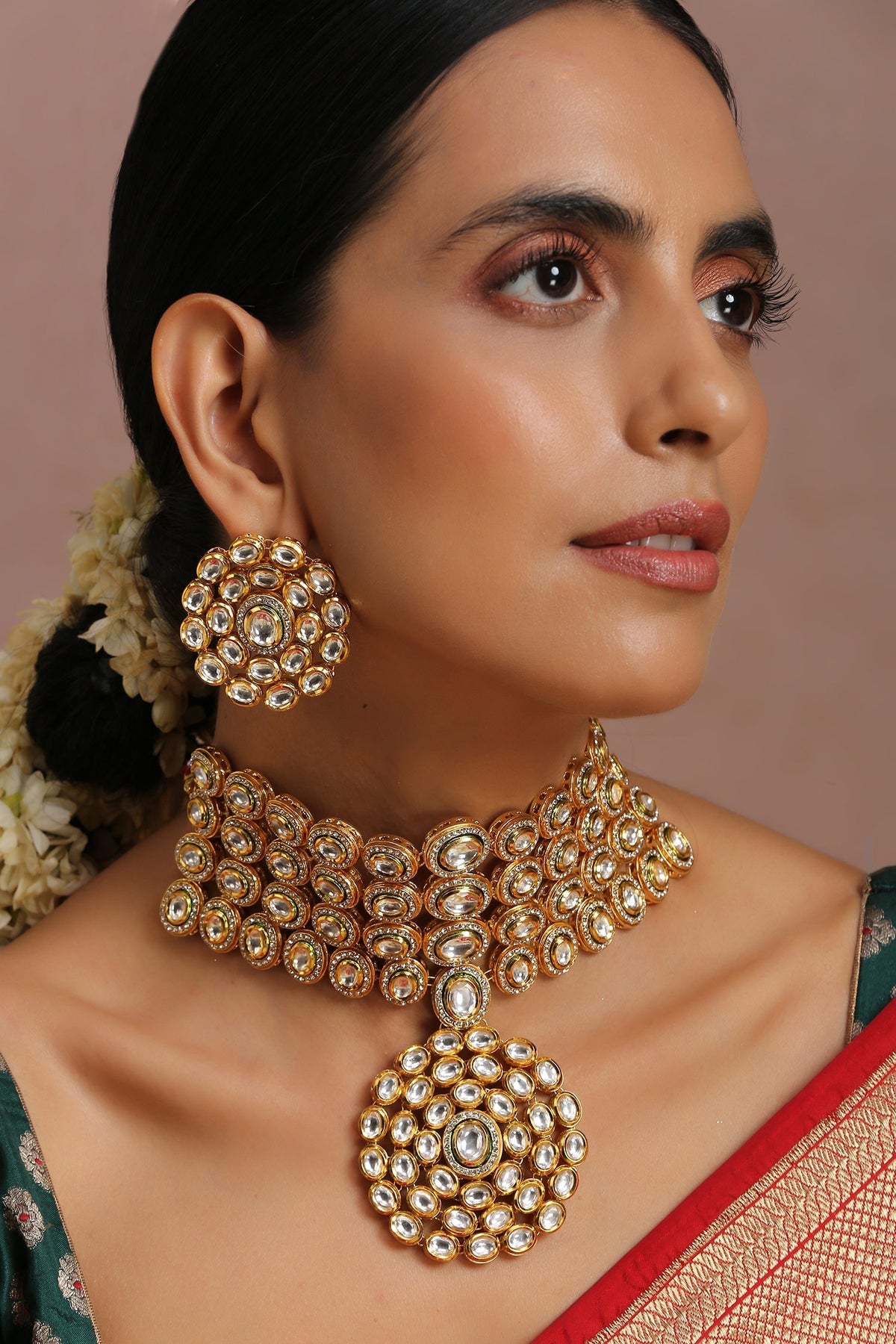Kundan Embellished Choker Set 