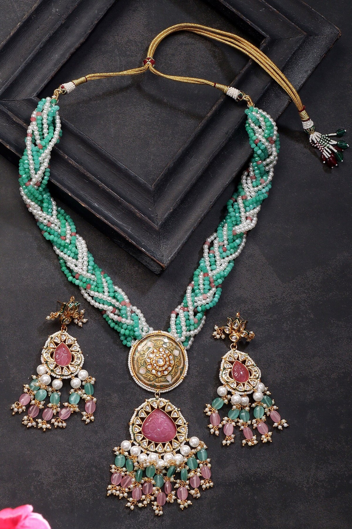 Kundan & Stone Embellished Pendant Necklace Set 