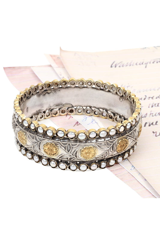 Fatima Floral Carved Bracelet 