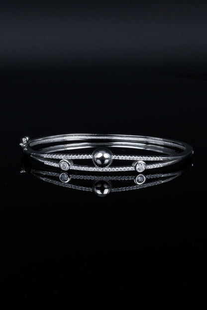 Naaz Embellished Bracelet 