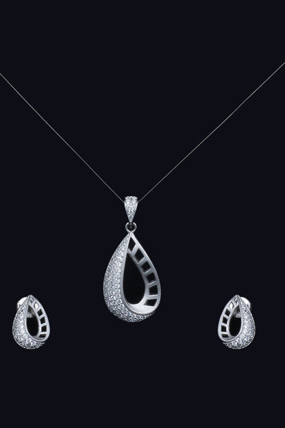 Urfi Tear Drop Pendant With Earrings 
