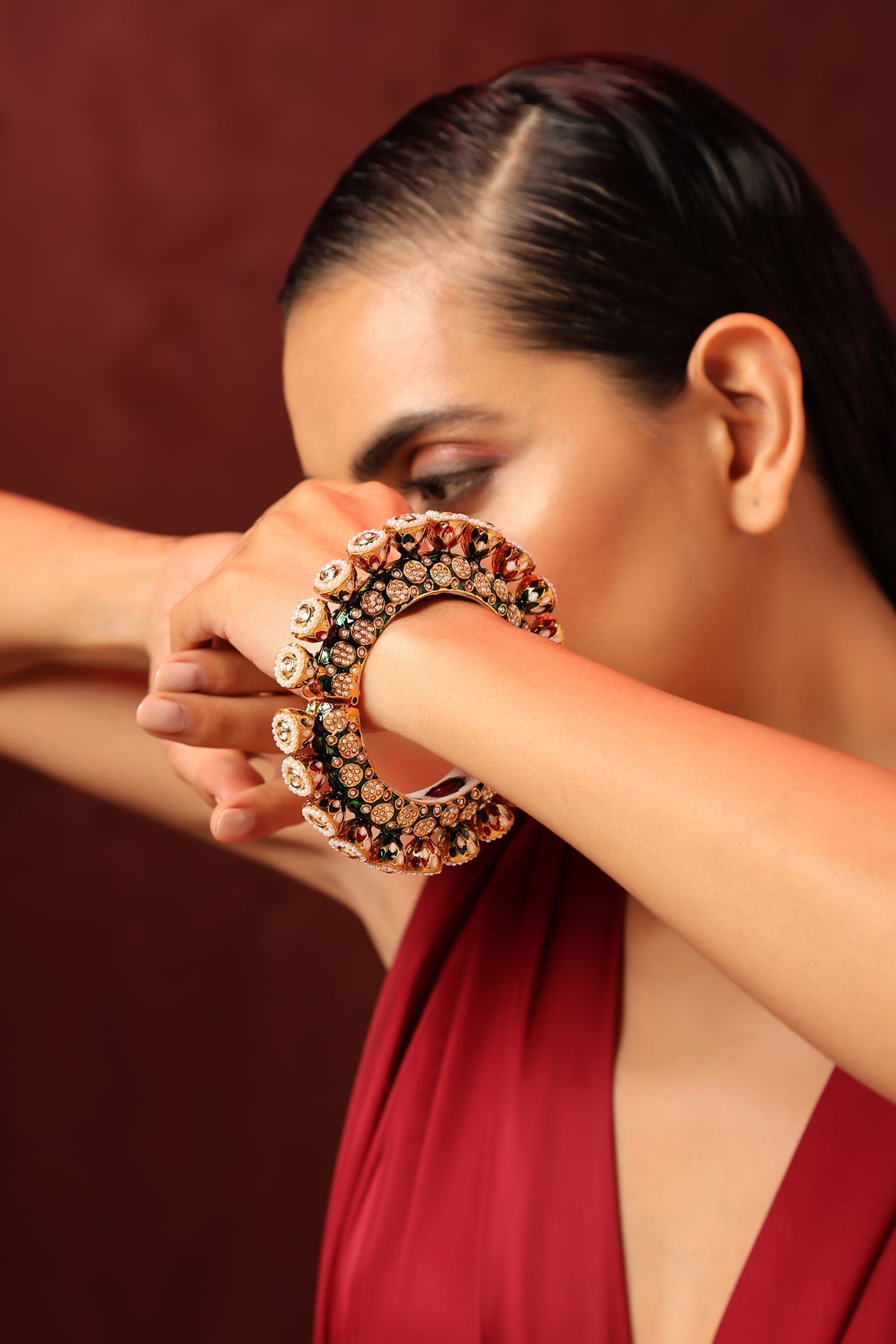 Kundan & Pearl Embellished Pacheli Kada 
