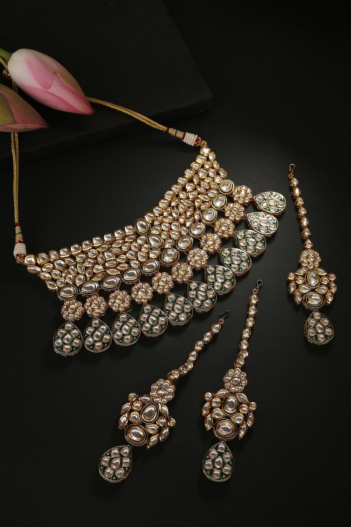 Kundan Embellished Choker Set 