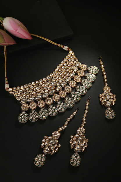 Kundan Embellished Choker Set 
