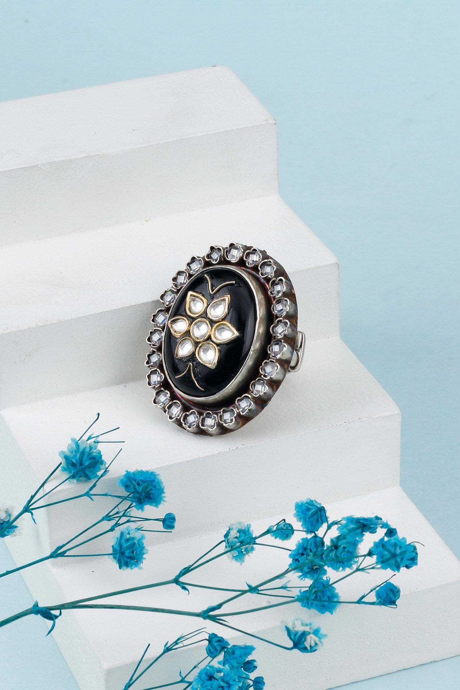 Sana Embellished Ring 