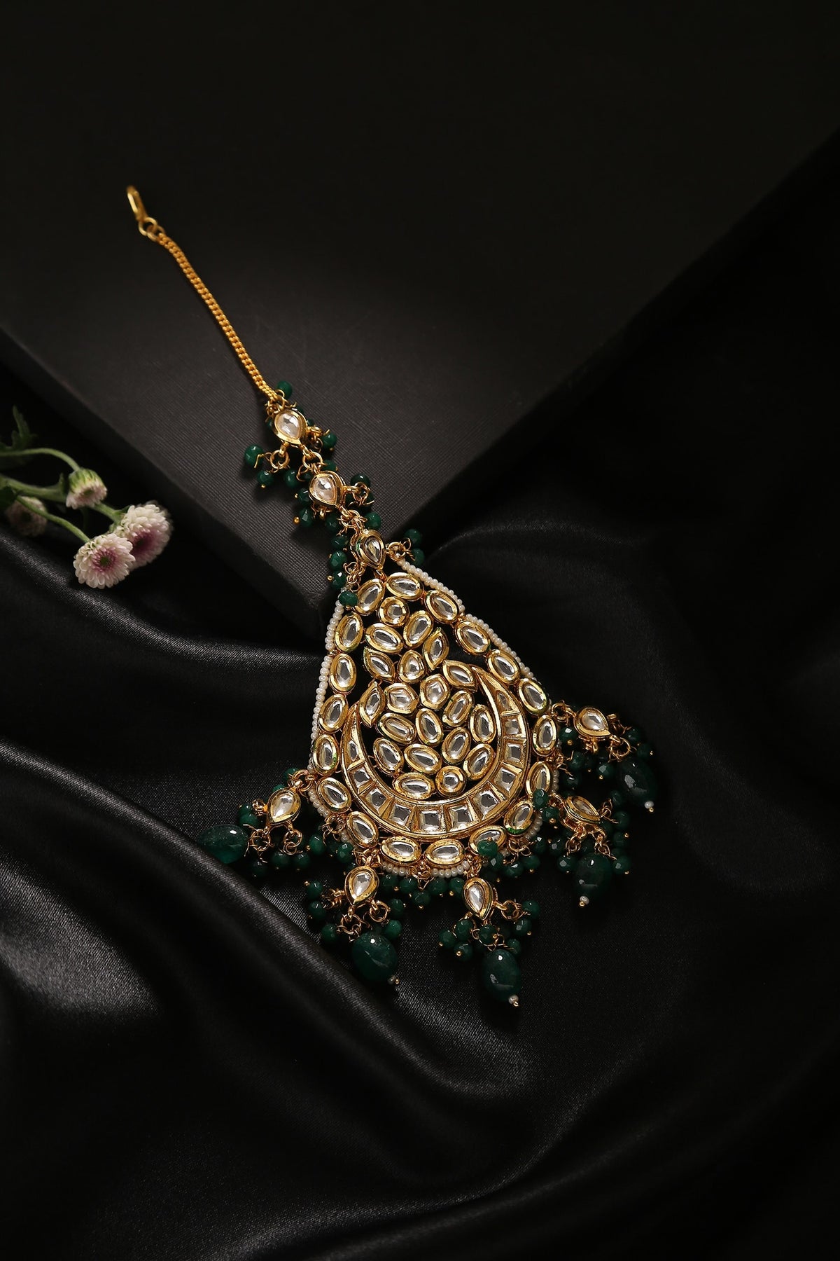 Geometric Embellished Maangtika 