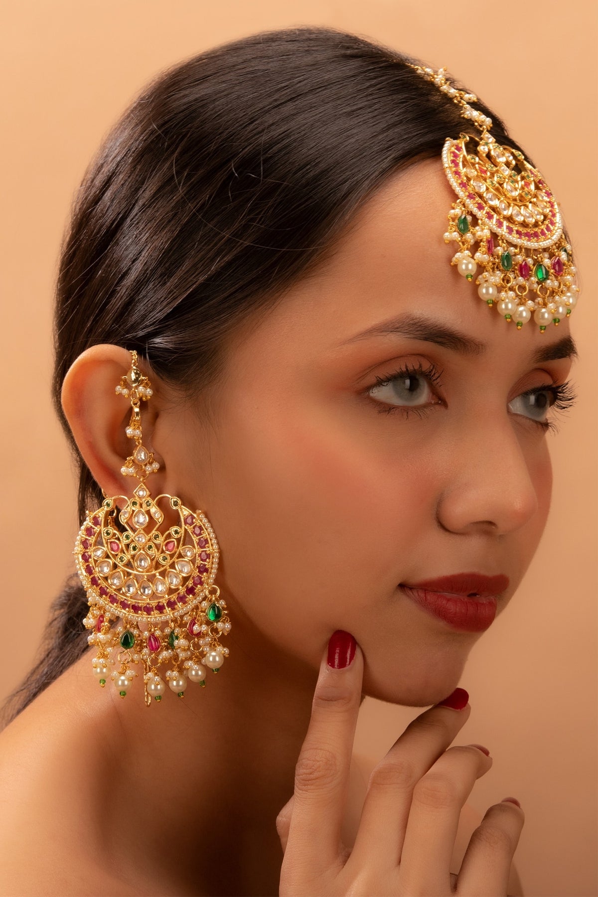 Kundan Embellished Chandbalis Set 