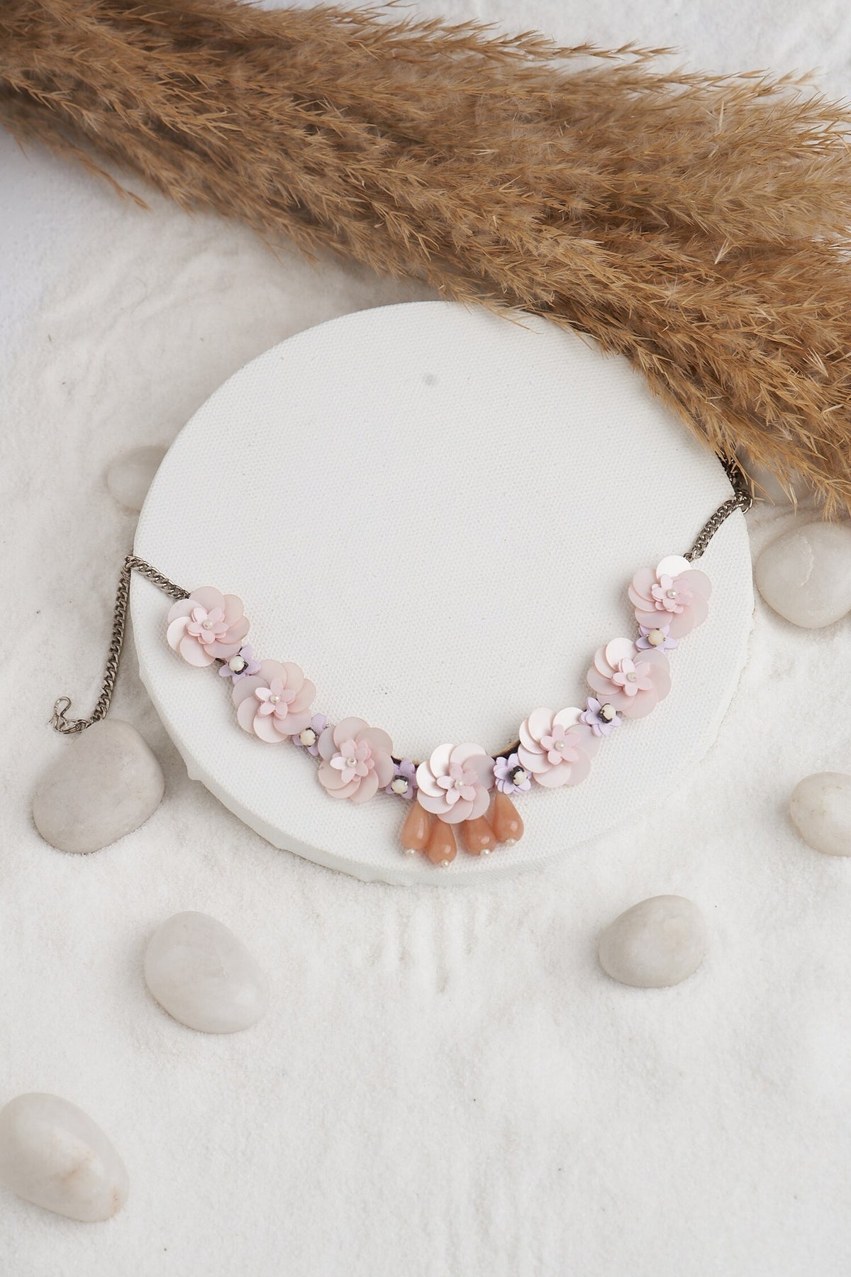 Floral Design Choker Set 
