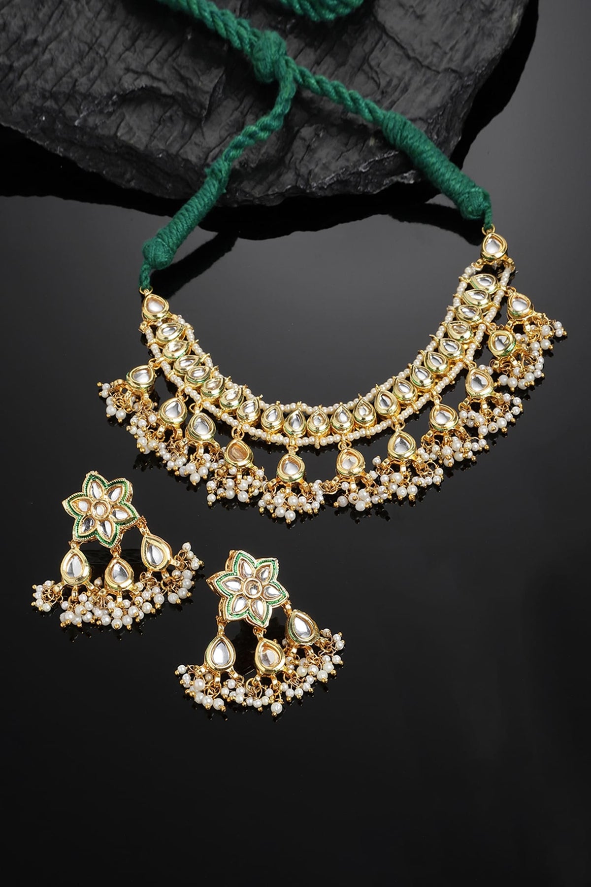 Kundan Studded Choker Set 