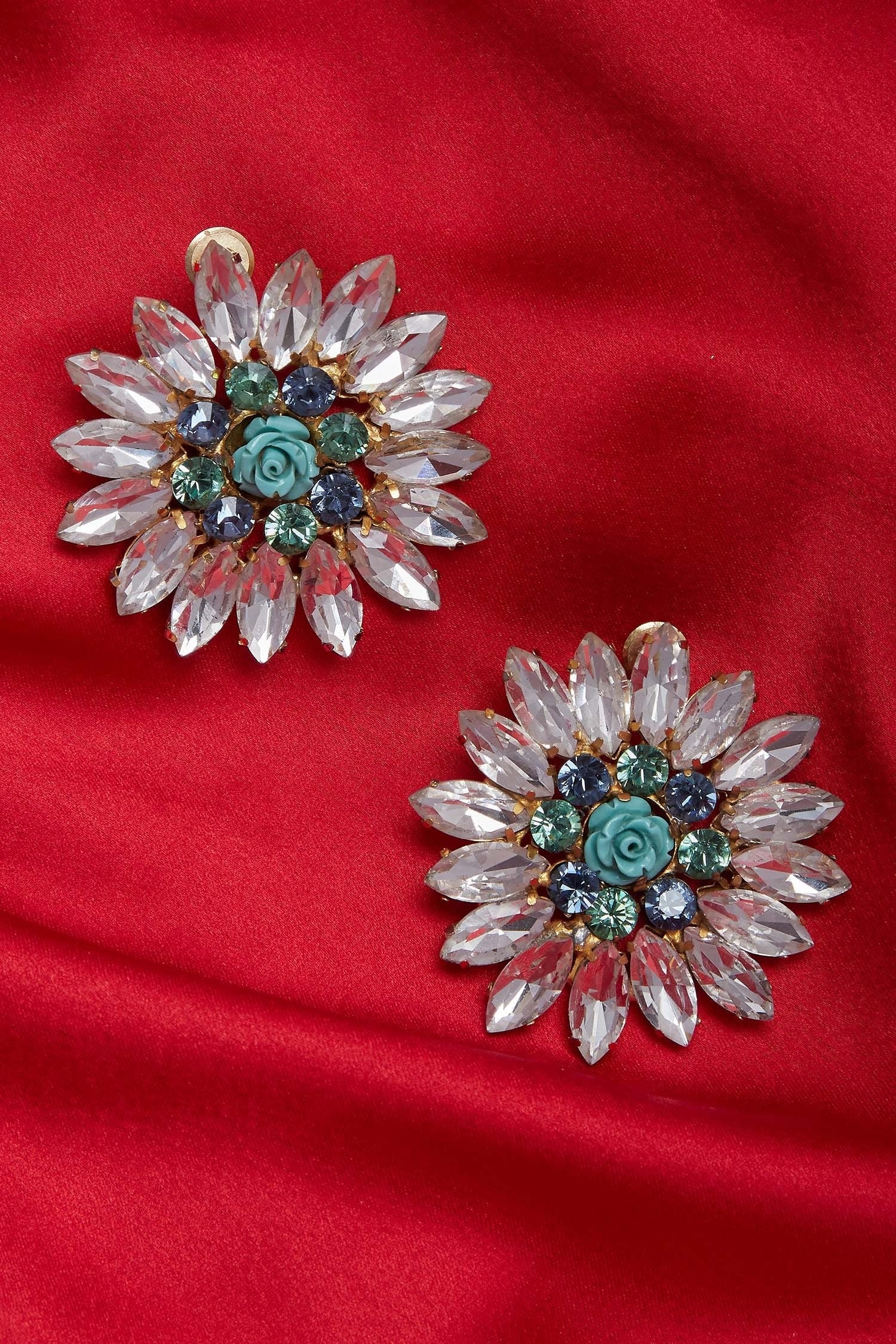 Stone earrings 