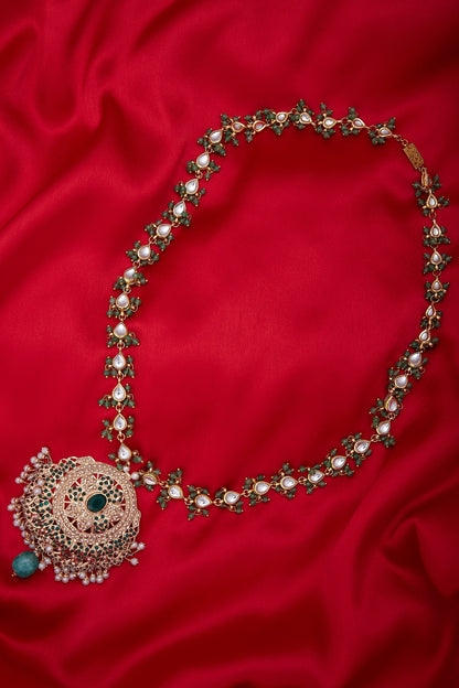 Kundan necklace with jadau pendant 